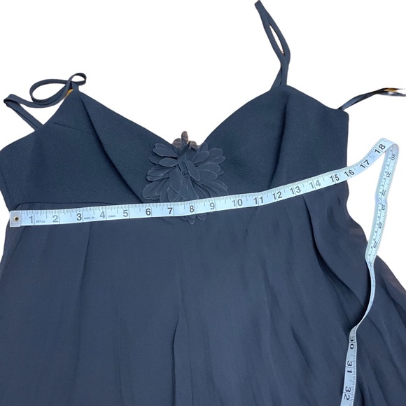 BCBG MAXAZARIA BLACK DRESS | SZ 10 - Picture 8 of 9